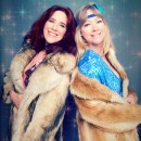 Dancing Queens - xs tribute to ABBA - staand, nepbont 